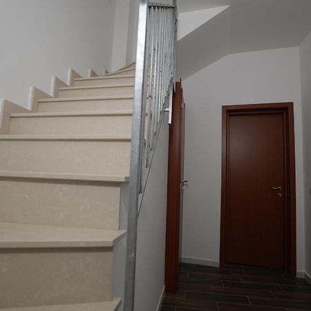 La Stradina Apartment Mola di Bari Bagian luar foto