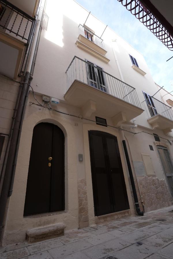 La Stradina Apartment Mola di Bari Bagian luar foto