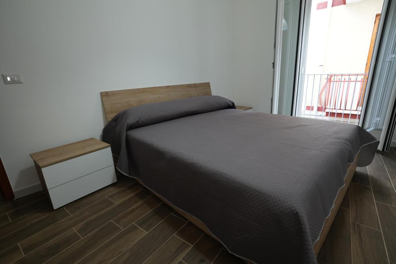 La Stradina Apartment Mola di Bari Bagian luar foto