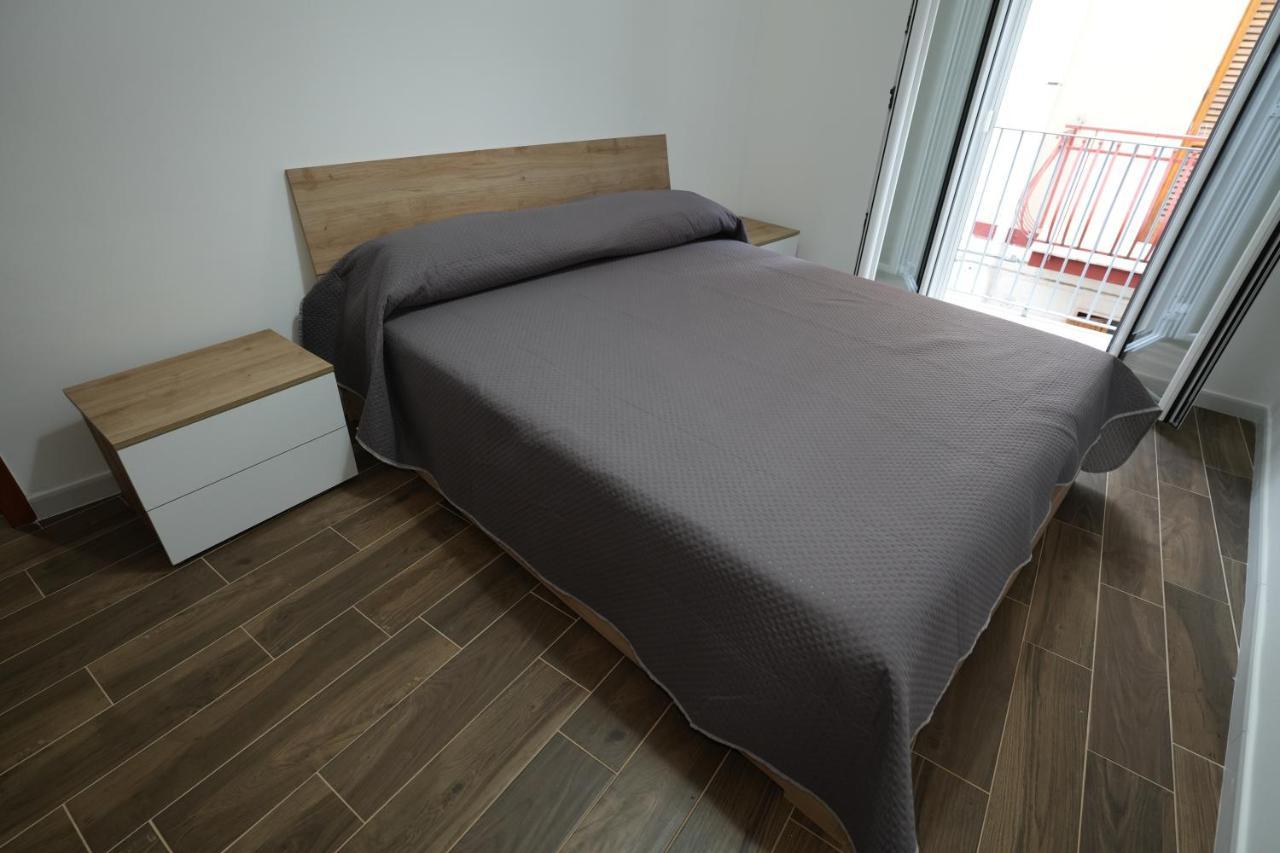 La Stradina Apartment Mola di Bari Bagian luar foto