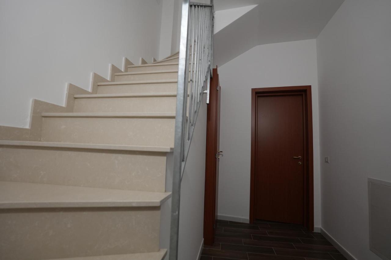 La Stradina Apartment Mola di Bari Bagian luar foto