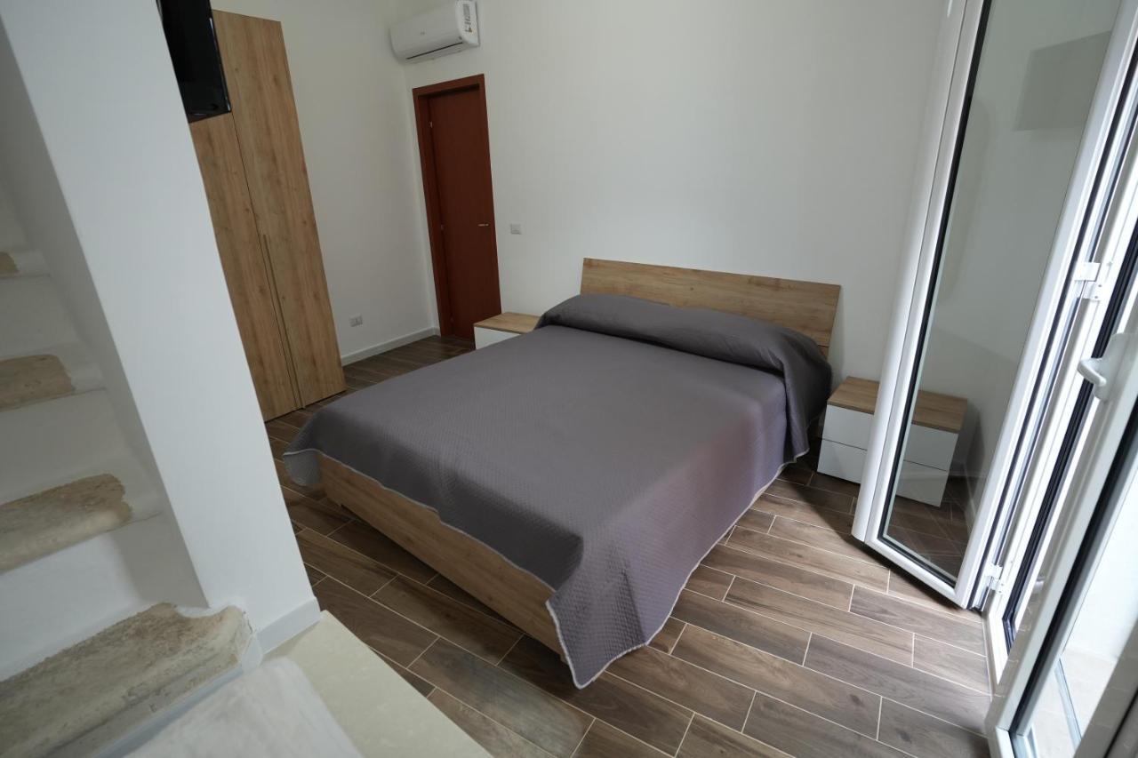 La Stradina Apartment Mola di Bari Bagian luar foto