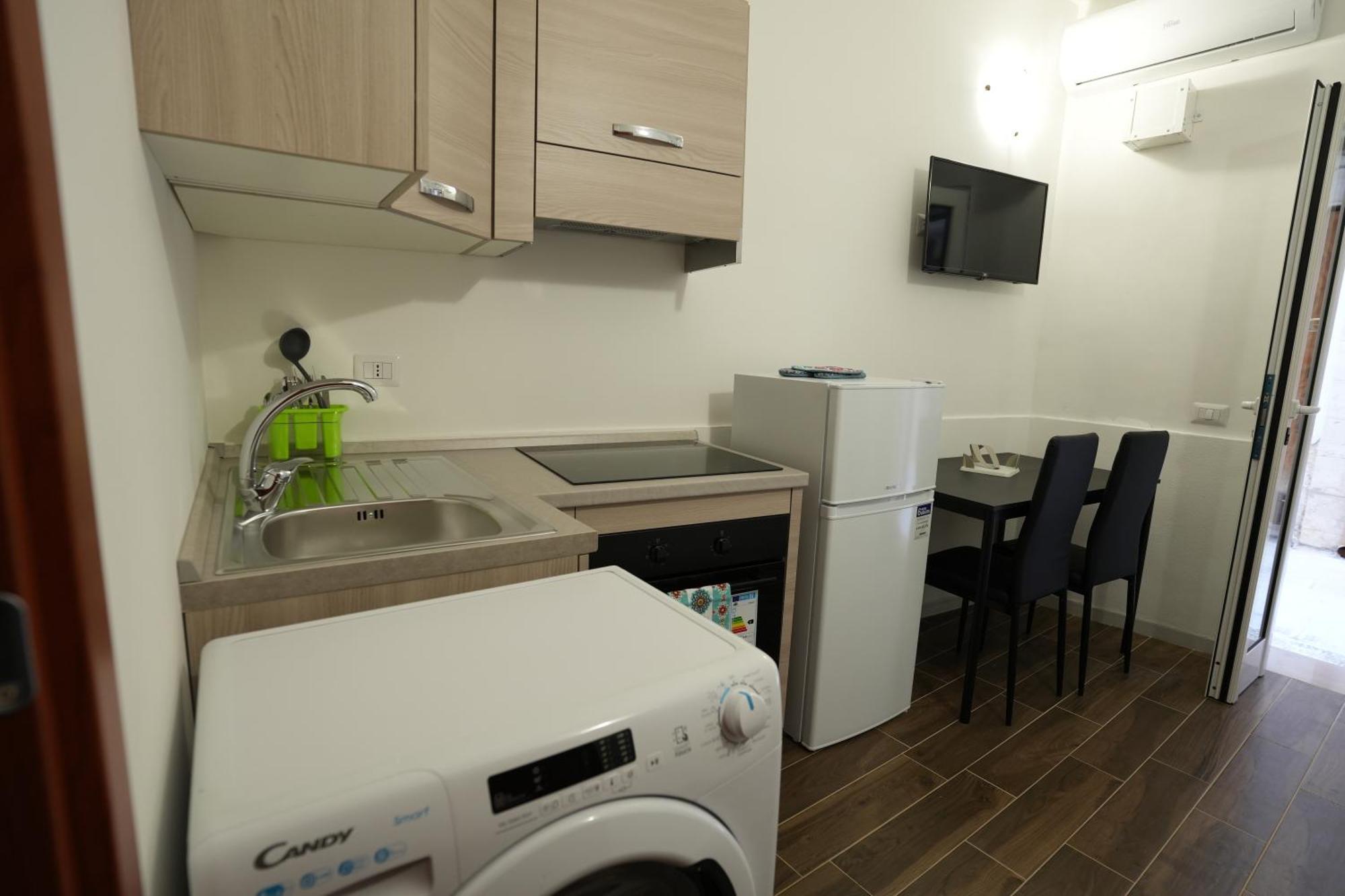 La Stradina Apartment Mola di Bari Bagian luar foto