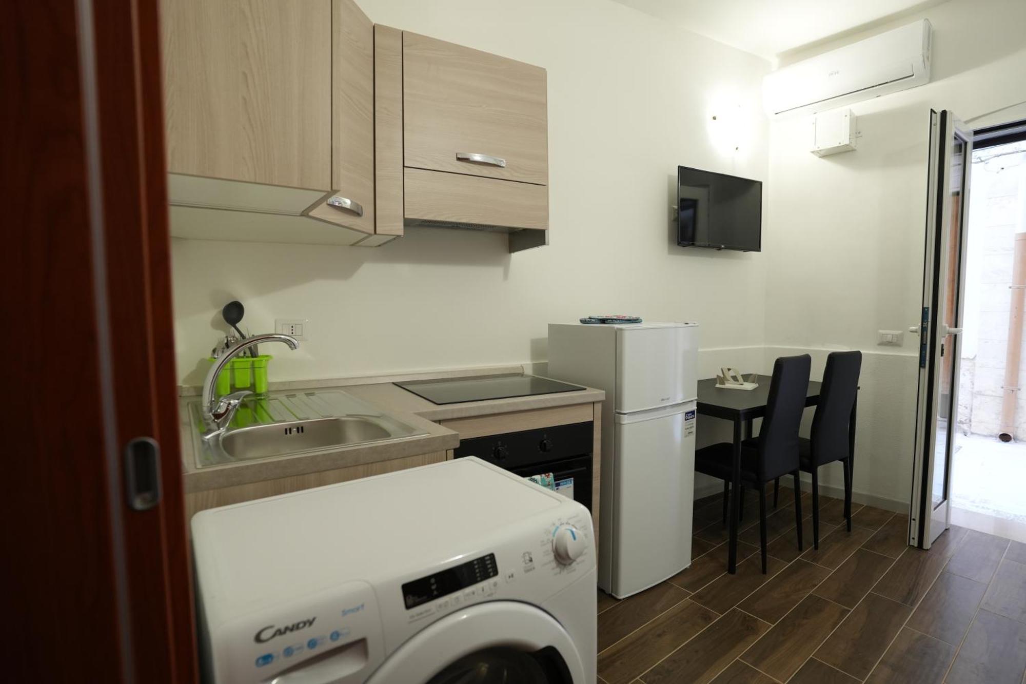 La Stradina Apartment Mola di Bari Bagian luar foto